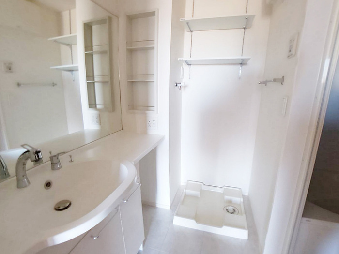 ヴェネレ／イルソーレ イルソーレ|カウンター型洗髪洗面化粧台