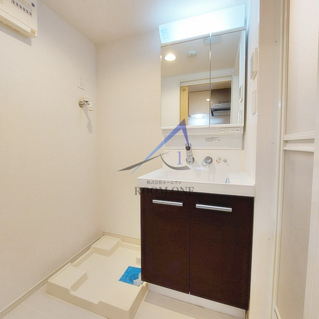 ＤＲマンションⅠの洗面所|独立洗面台です。