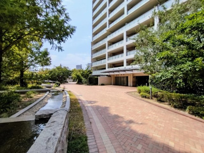 【外観】 | タイムズ・ピース・スクエア・スイートガーデンシティ