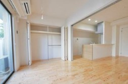 【収納】 | ビイルーム中野 | クローゼット完備。