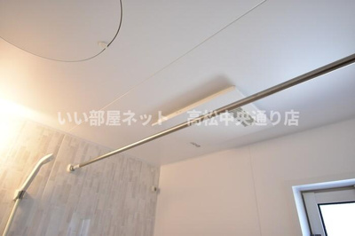 【その他共用部分】 | ルピナス B棟 | 浴室乾燥機
