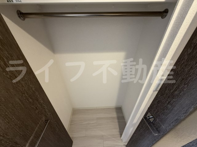 プレサンス森ノ宮 THEゲートの収納|大きなものも収納できそうです