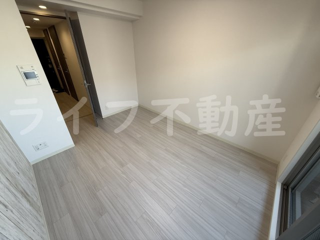 プレサンス森ノ宮 THEゲートの内装|明るい色調の室内です