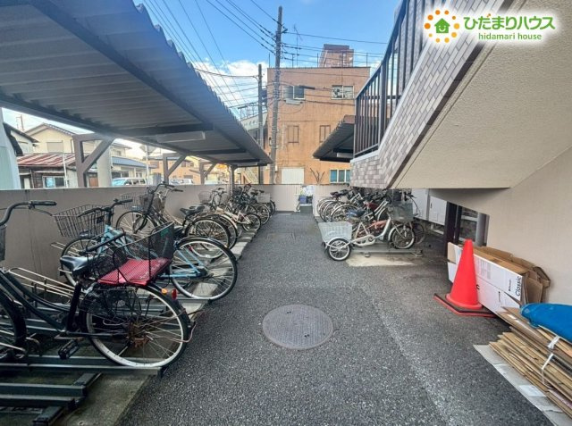 レクセル熊谷の駐車場