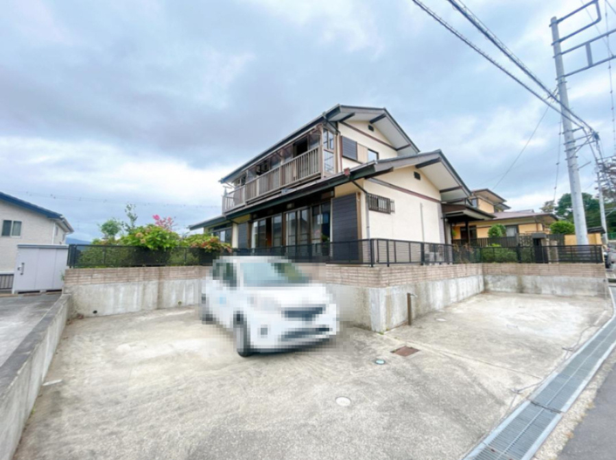 日立市川尻町2丁目　中古戸建の駐車場
