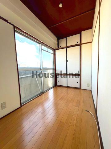 エスポワール駕町の洋室