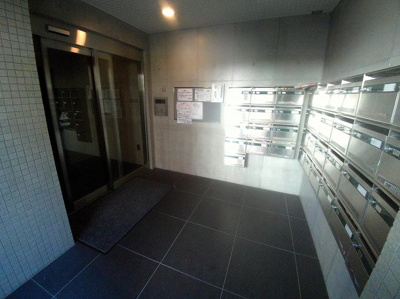 【設備】 | アークル | オートロック付き