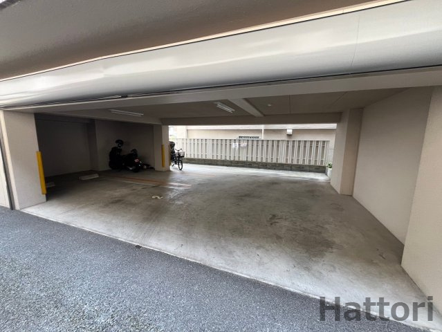 ヴィラ大鹿の駐車場