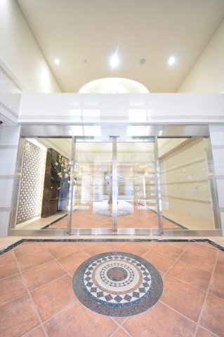 Luxe布施駅前のエントランス|Luxe布施駅前　エントランス