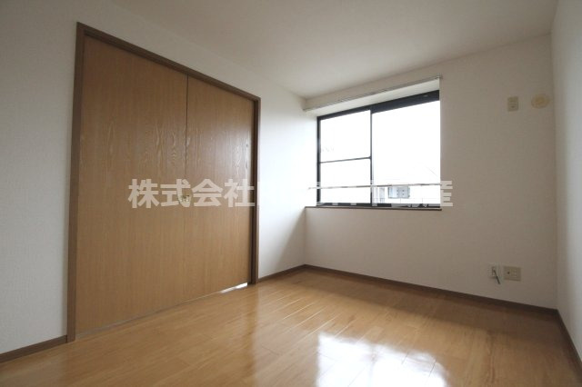 セゾンパークの洋室|コンパクトで使いやすい洋室です