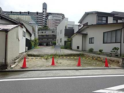 南区青崎2丁目の外観