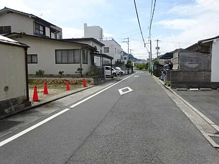 南区青崎2丁目の前面道路含む現地写真