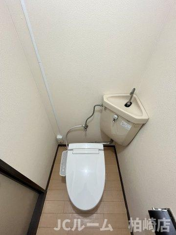 柏崎市田塚３丁目のアパートのトイレ