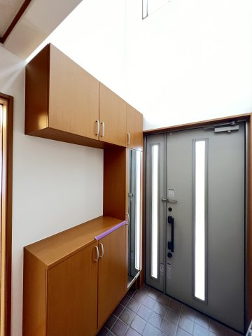 磯城郡田原本町大字宮森の玄関|明るい内玄関