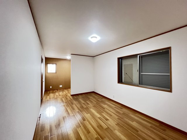 磯城郡田原本町大字宮森の寝室|洋室12.7帖