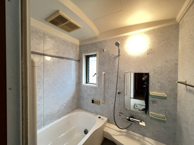 磯城郡田原本町大字宮森の浴室|ゆったり入浴できるシステムバス