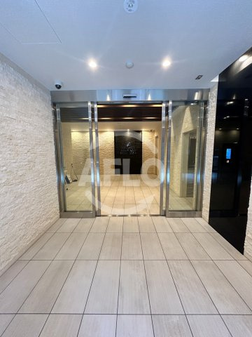 アドバンス大阪城ベレッツァのエントランス|アドバンス大阪城ベレッツァ　エントランス