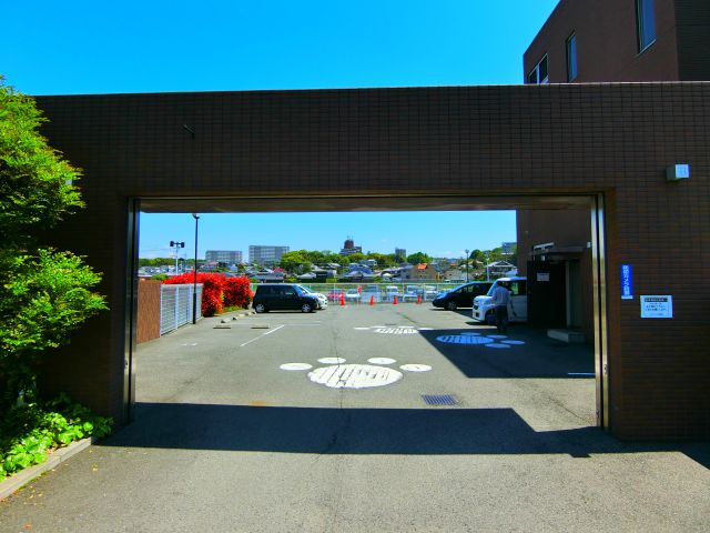 アンジュリヴェールの駐車場