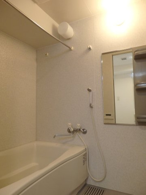 【浴室】 | パレソレイユ西新宿 | TVモニター付オートロックシステム