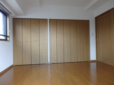 【洋室】 | パレソレイユ西新宿 | 共用部に防犯カメラ