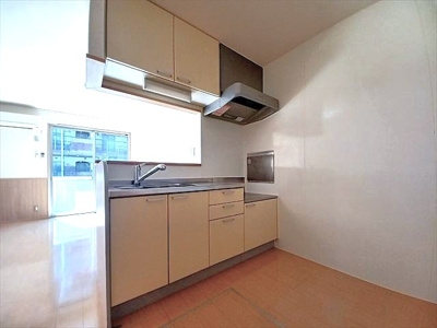 【キッチン】 | シェ・コパン