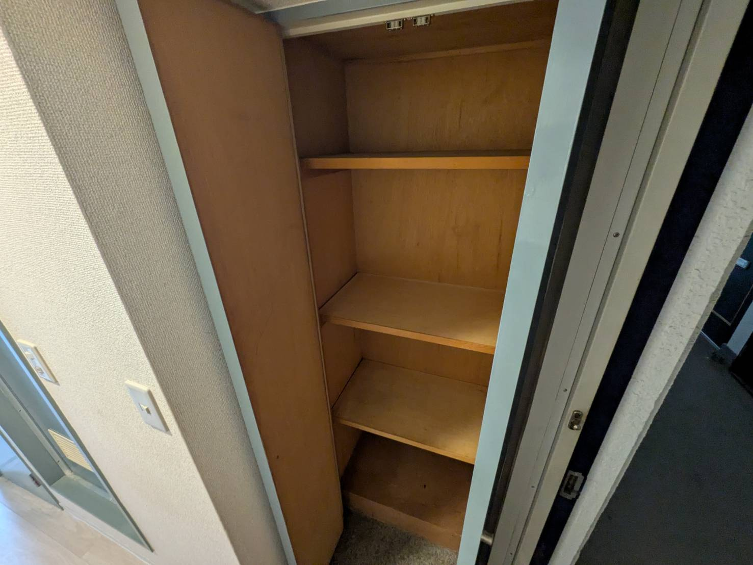 ダイアパレス西神戸の玄関|玄関には靴箱も有ります