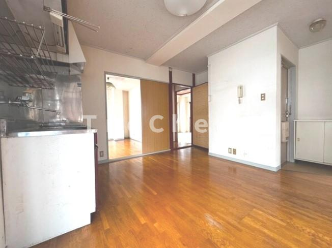 大和ハイツの居間・リビング