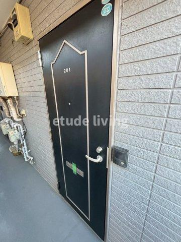 カーザ志木のエントランス