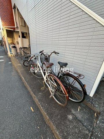 カーザ志木の駐車場