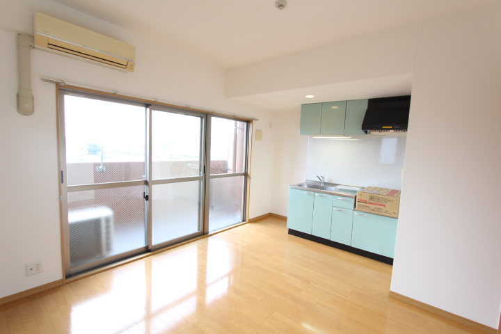 名藤ビルの居間・リビング|おしゃれな居間です