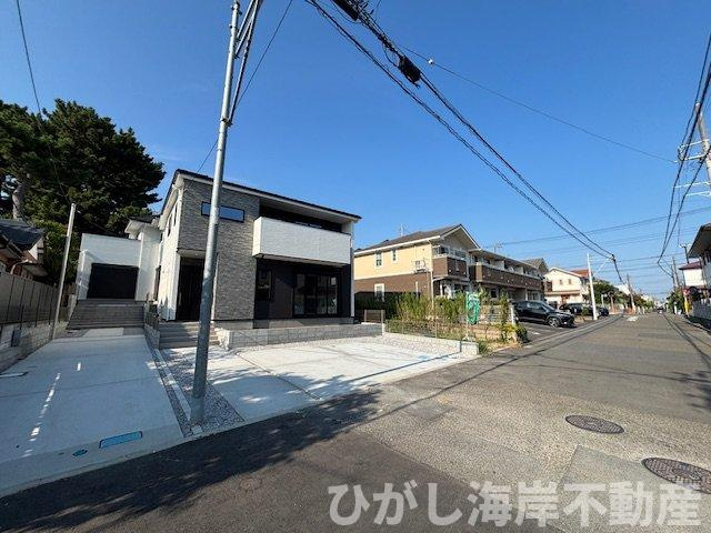 平塚市黒部丘　新築戸建　全２棟の前面道路含む現地写真|現地外観