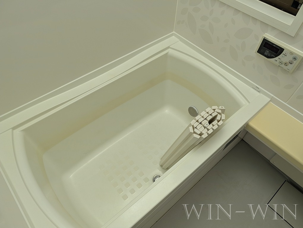 つつじが丘戸建の浴室