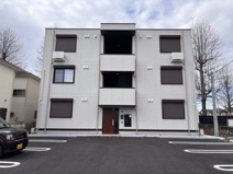 ブランシェ・ネスト (Blanche Nest) の画像