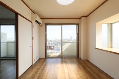 【寝室】 | レジデンス板野