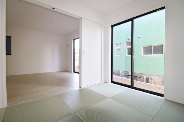 郡山市開成5丁目　　２号棟　　開成小学校、郡山第１中学区の和室|リビングに隣接する和室♪