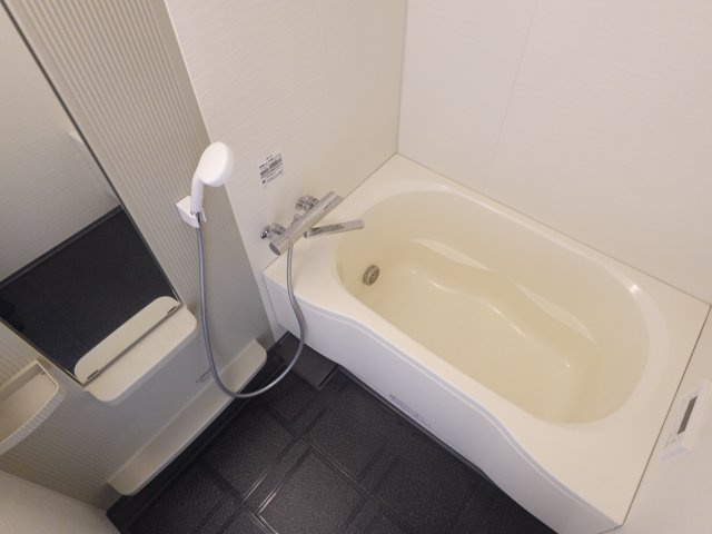 リエス東別院の浴室