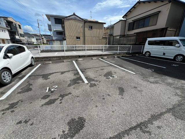 マリベール天龍の駐車場