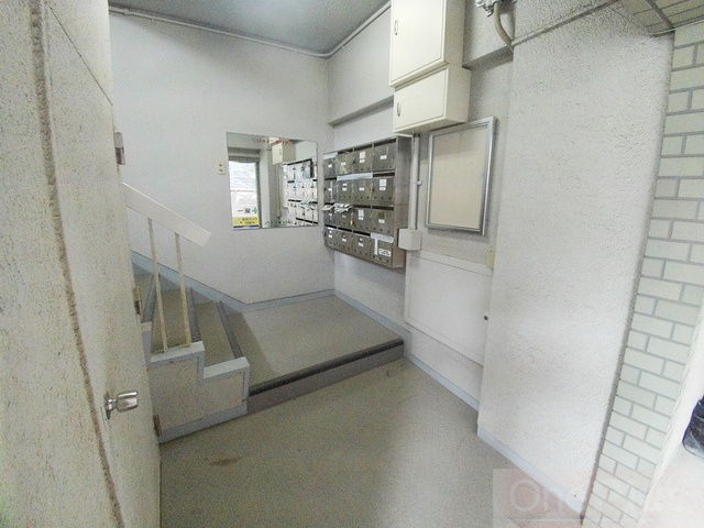 ヴィラ本山のエントランス