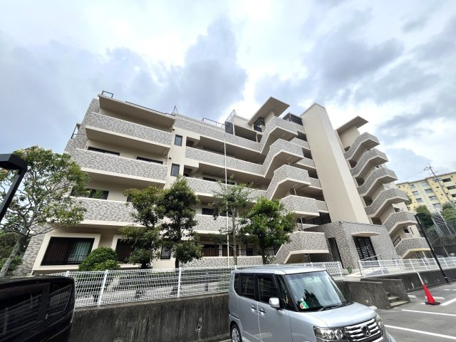 ベルヴィ香椎壱番館