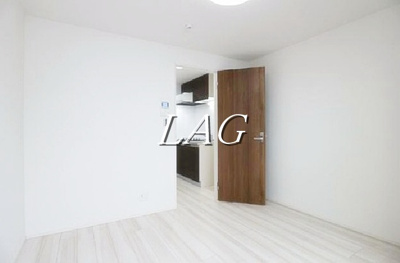 【居間・リビング】 | ユニヴェール西新井 | 洋室のお部屋です。※同一仕様です。