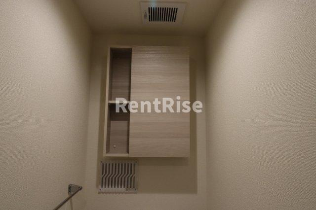 パレスモートのトイレ|トイレ収納棚