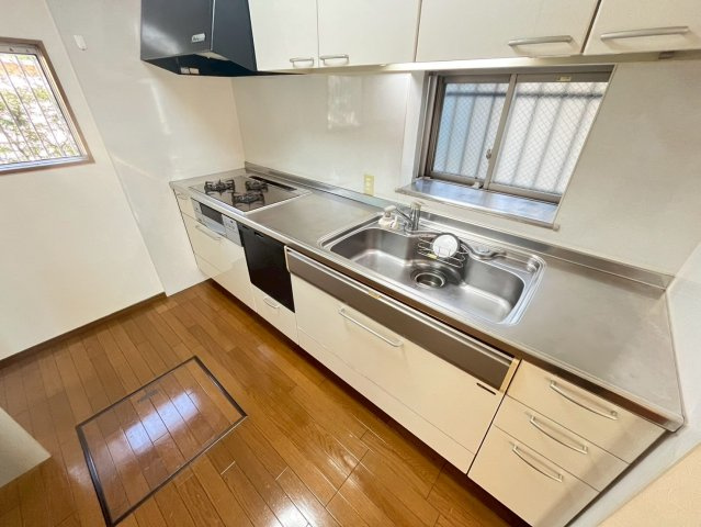 神陵台9丁目戸建のキッチン