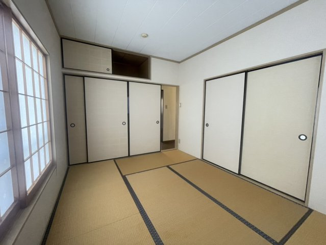 清水戸建ての和室