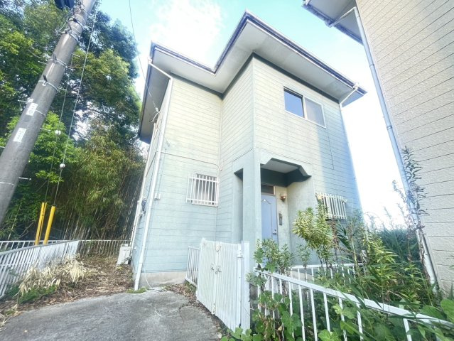 清水戸建ての外観
