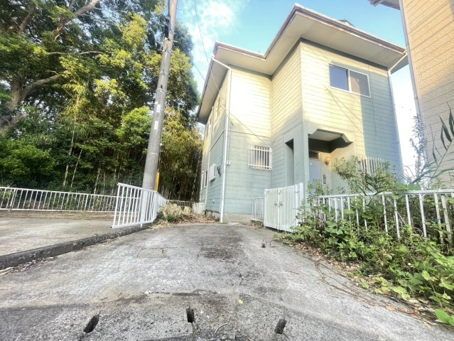 清水戸建ての外観