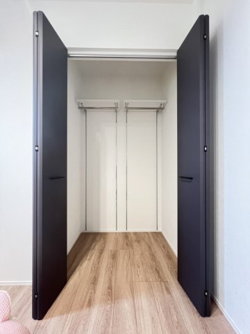 古閑中町戸建の収納