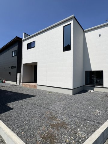 古閑中町戸建の庭