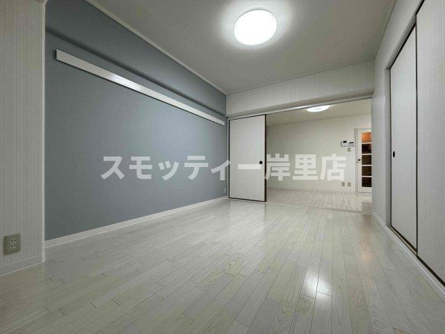エバーグリーン住之江の居間・リビング