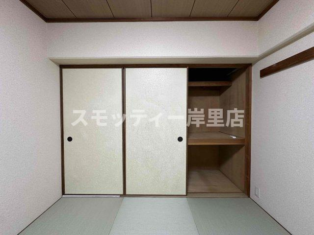 エバーグリーン住之江の収納