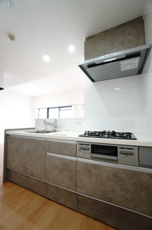 【キッチン】 | 【上質リフォーム】ファミール江波公園リバーサイド参番館 | 室内（2025年9月5日11：00頃）撮影